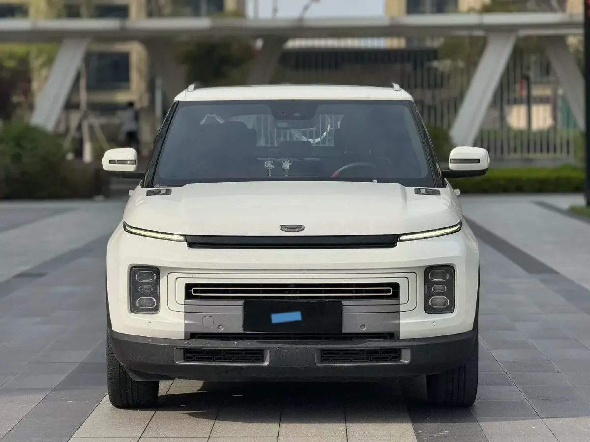 2021 Geely ICON 1.5T 177HP L3 7DCT,autocango,china used car exporter,china ev exporter,chinese used car exporter,chinese used ev exporter