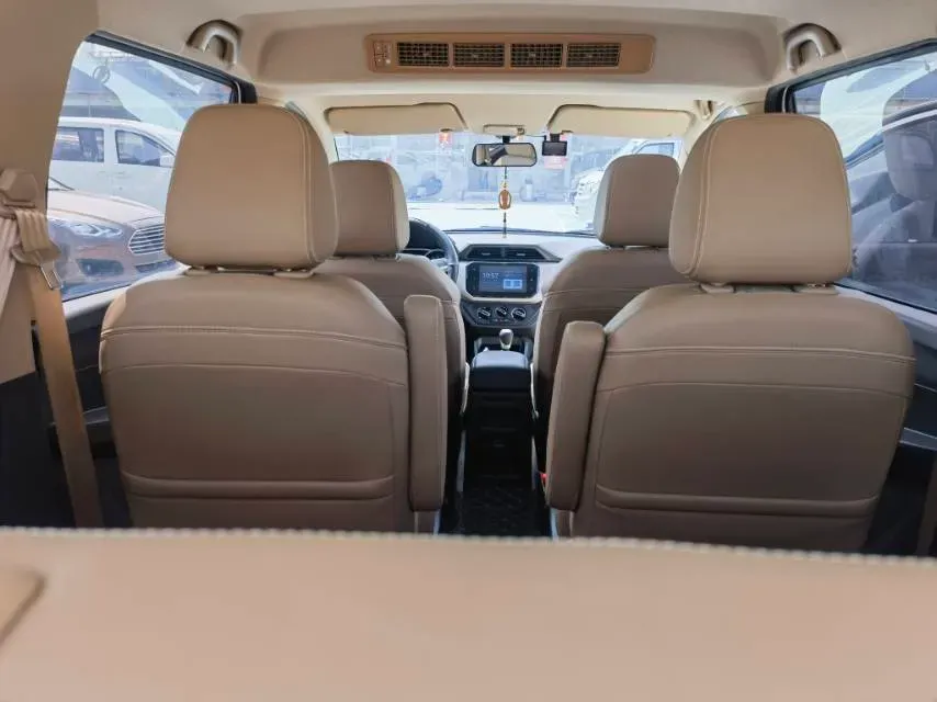 2021 WuLing HongGuang 1.5L 99HP L4 6MT,autocango,china used car exporter,china ev exporter,chinese used car exporter,chinese used ev exporter