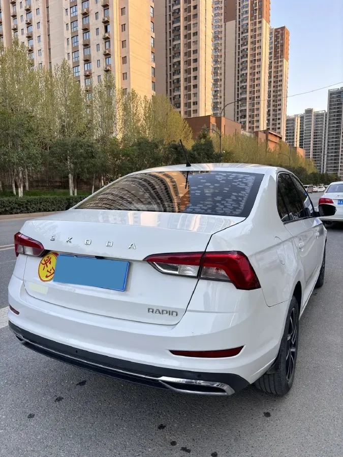 2020 Skoda Rapid 1.5L 112HP L4 6AT,autocango,china used car exporter,china ev exporter,chinese used car exporter,chinese used ev exporter