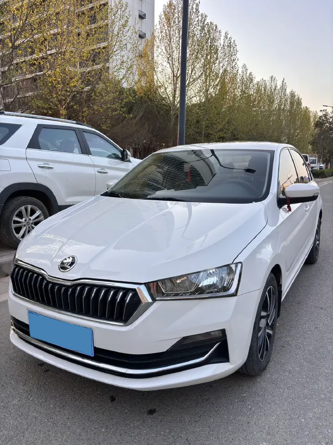 2020 Skoda Rapid 1.5L 112HP L4 6AT,autocango,china used car exporter,china ev exporter,chinese used car exporter,chinese used ev exporter