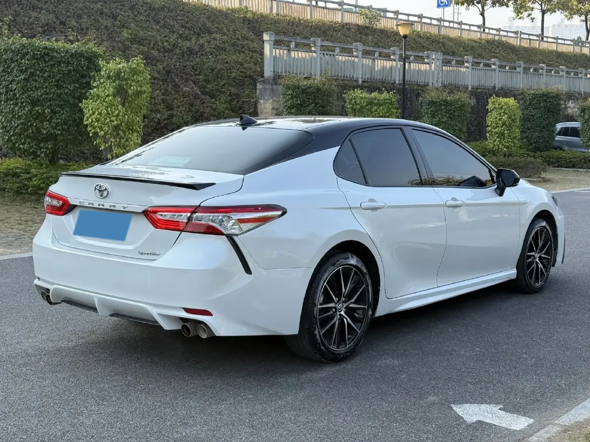 2021 Toyota Camry 2.0L 178HP L4 CVT,autocango,china used car exporter,china ev exporter,chinese used car exporter,chinese used ev exporter