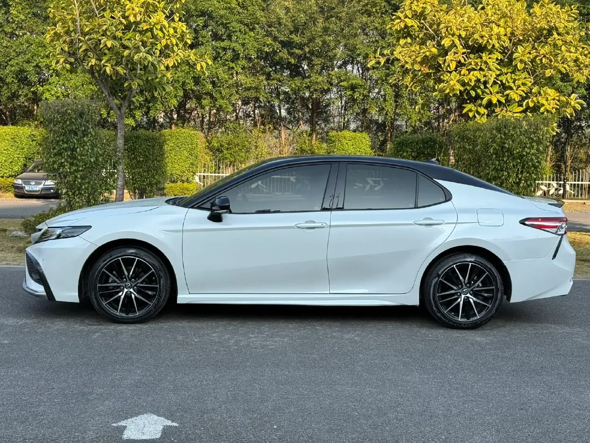 2021 Toyota Camry 2.0L 178HP L4 CVT,autocango,china used car exporter,china ev exporter,chinese used car exporter,chinese used ev exporter