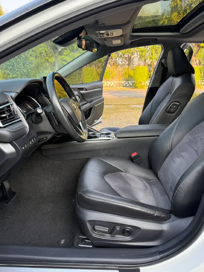 2021 Toyota Camry 2.0L 178HP L4 CVT,autocango,china used car exporter,china ev exporter,chinese used car exporter,chinese used ev exporter