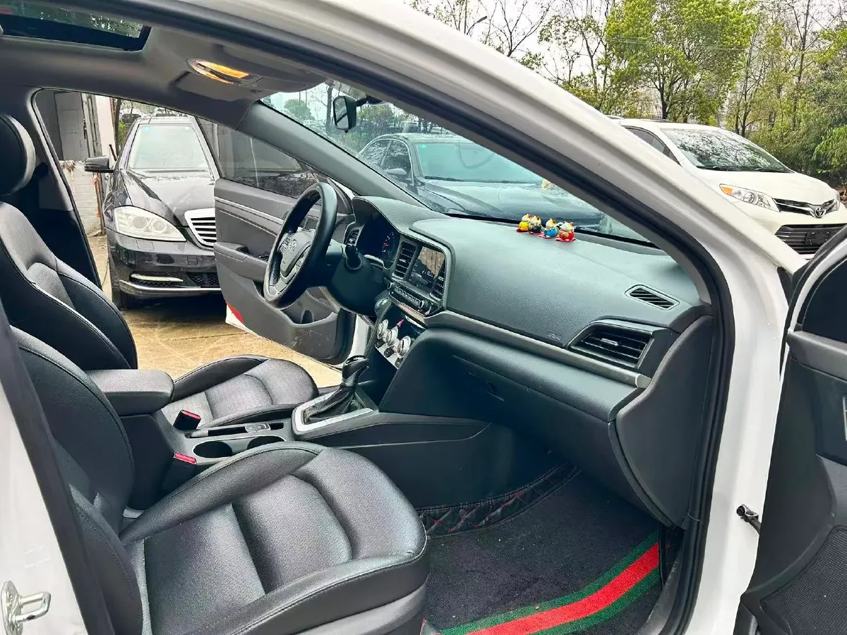 2019 Hyundai Elantra 1.5L 115HP L4 CVT,autocango,china used car exporter,china ev exporter,chinese used car exporter,chinese used ev exporter