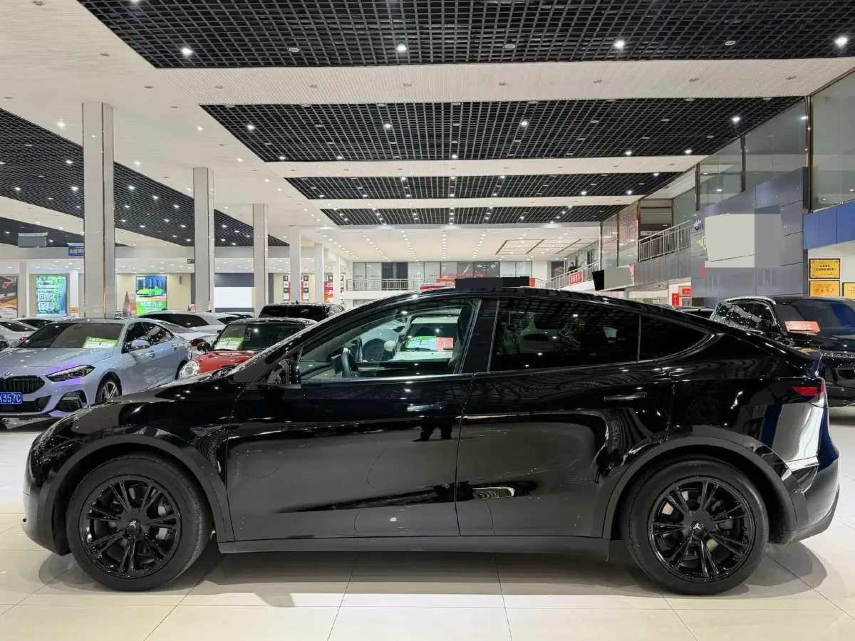 2022 Tesla Model Y BEV 60KWH,autocango,china used car exporter,china ev exporter,chinese used car exporter,chinese used ev exporter