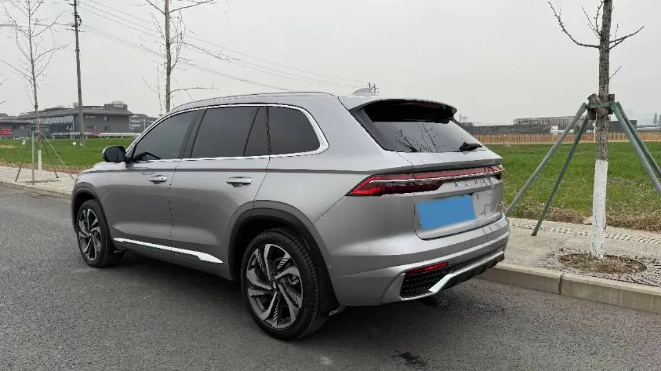 2021 Geely Monjaro 2.0T 218HP L4 7DCT,autocango,china used car exporter,china ev exporter,chinese used car exporter,chinese used ev exporter