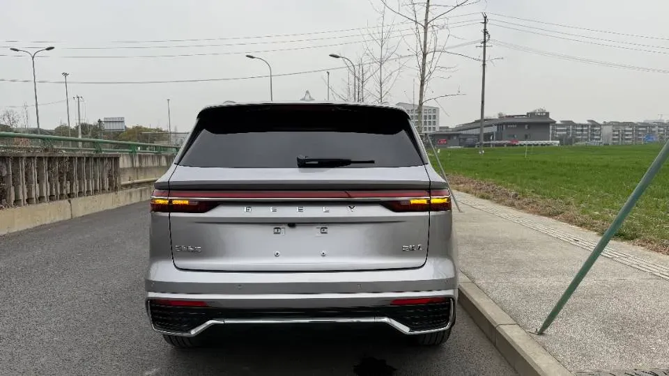 2021 Geely Monjaro 2.0T 218HP L4 7DCT,autocango,china used car exporter,china ev exporter,chinese used car exporter,chinese used ev exporter