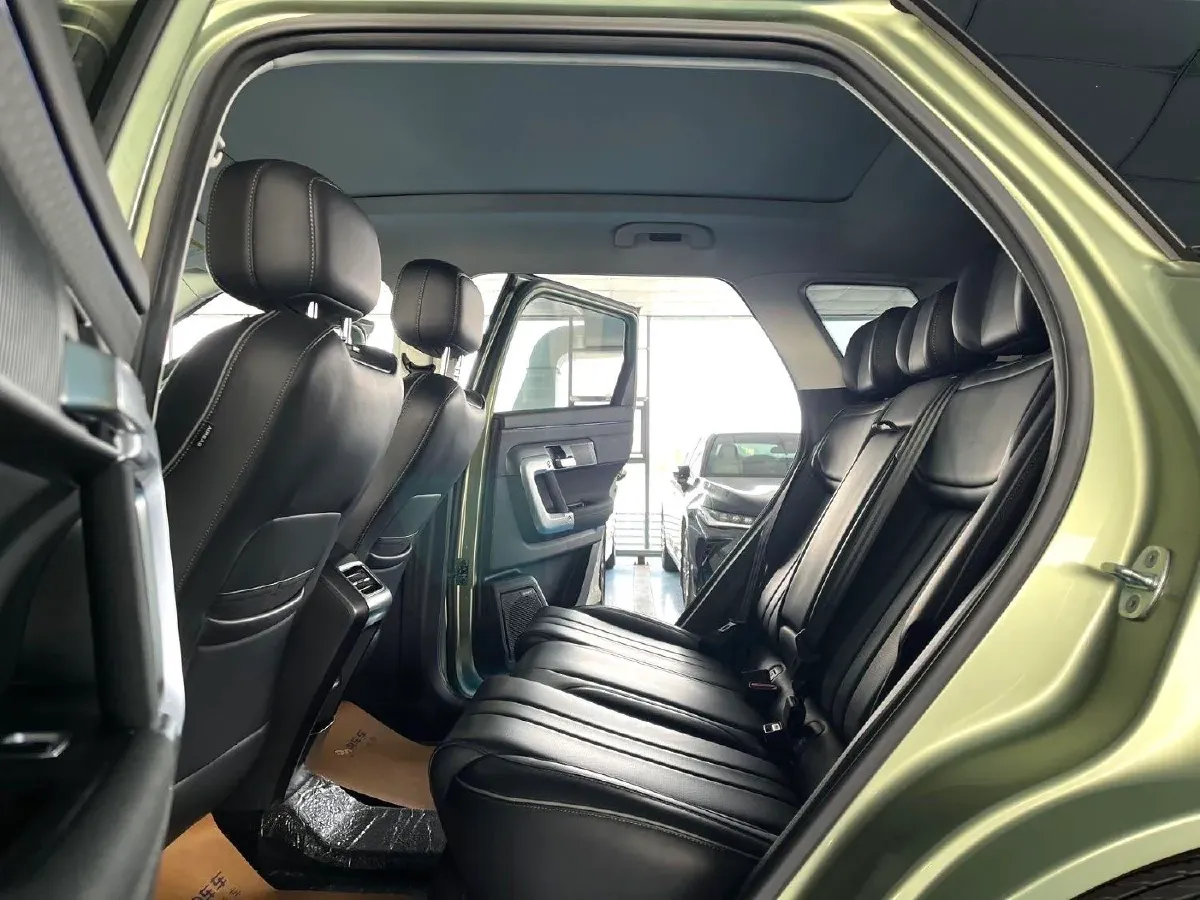 2023 Chery Exploration 06 1.6T 197HP L4 7DCT,autocango,china used car exporter,china ev exporter,chinese used car exporter,chinese used ev exporter