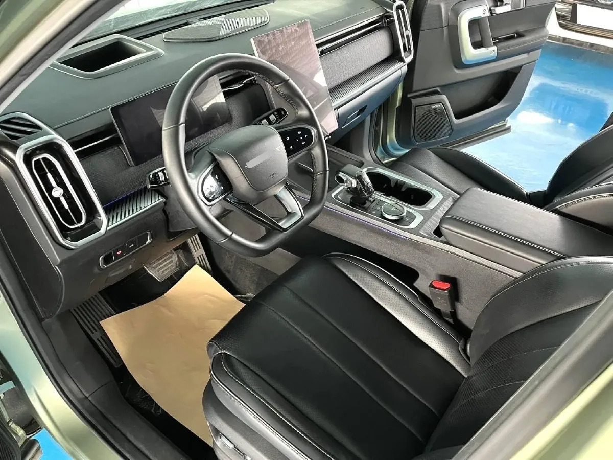 2023 Chery Exploration 06 1.6T 197HP L4 7DCT,autocango,china used car exporter,china ev exporter,chinese used car exporter,chinese used ev exporter