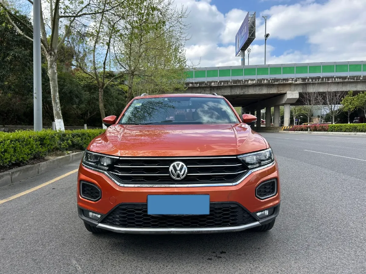 2018 Volkswagen Touran 1.4T 150HP L4 7DCT,autocango,china used car exporter,china ev exporter,chinese used car exporter,chinese used ev exporter