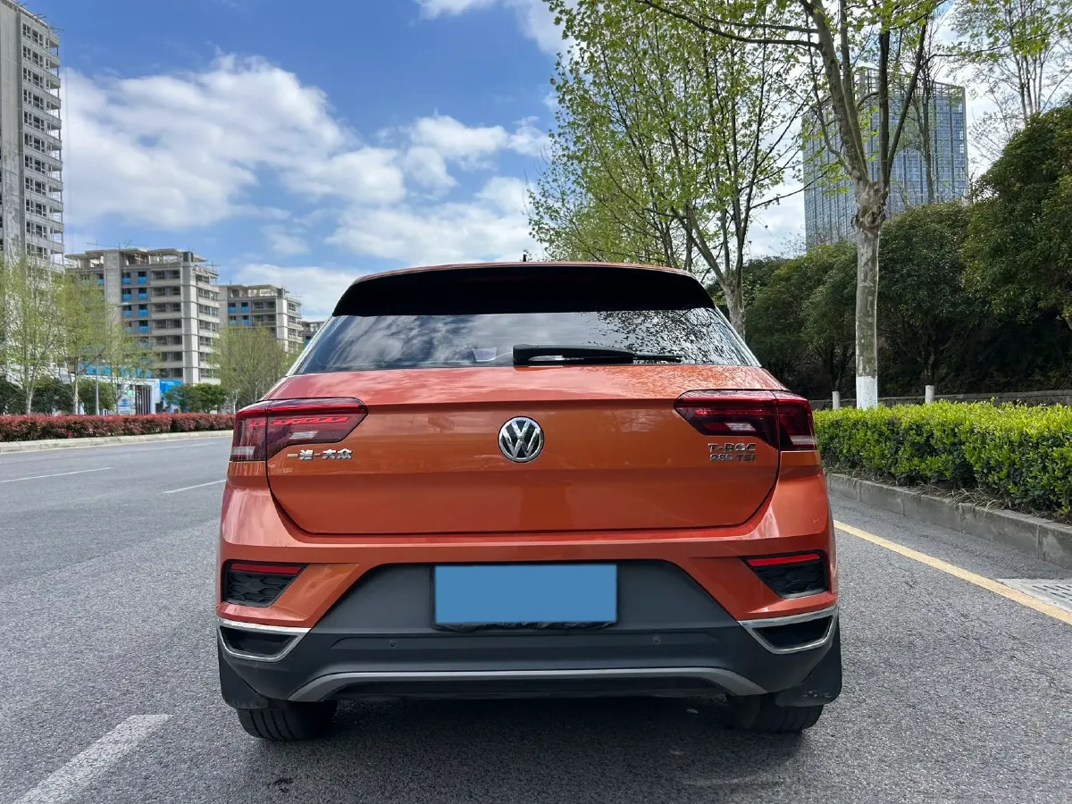 2018 Volkswagen Touran 1.4T 150HP L4 7DCT,autocango,china used car exporter,china ev exporter,chinese used car exporter,chinese used ev exporter