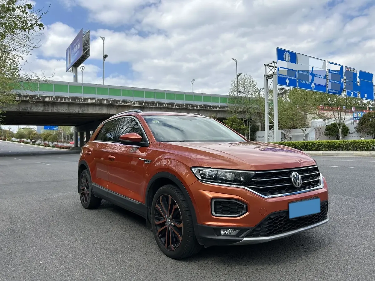 2018 Volkswagen Touran 1.4T 150HP L4 7DCT,autocango,china used car exporter,china ev exporter,chinese used car exporter,chinese used ev exporter