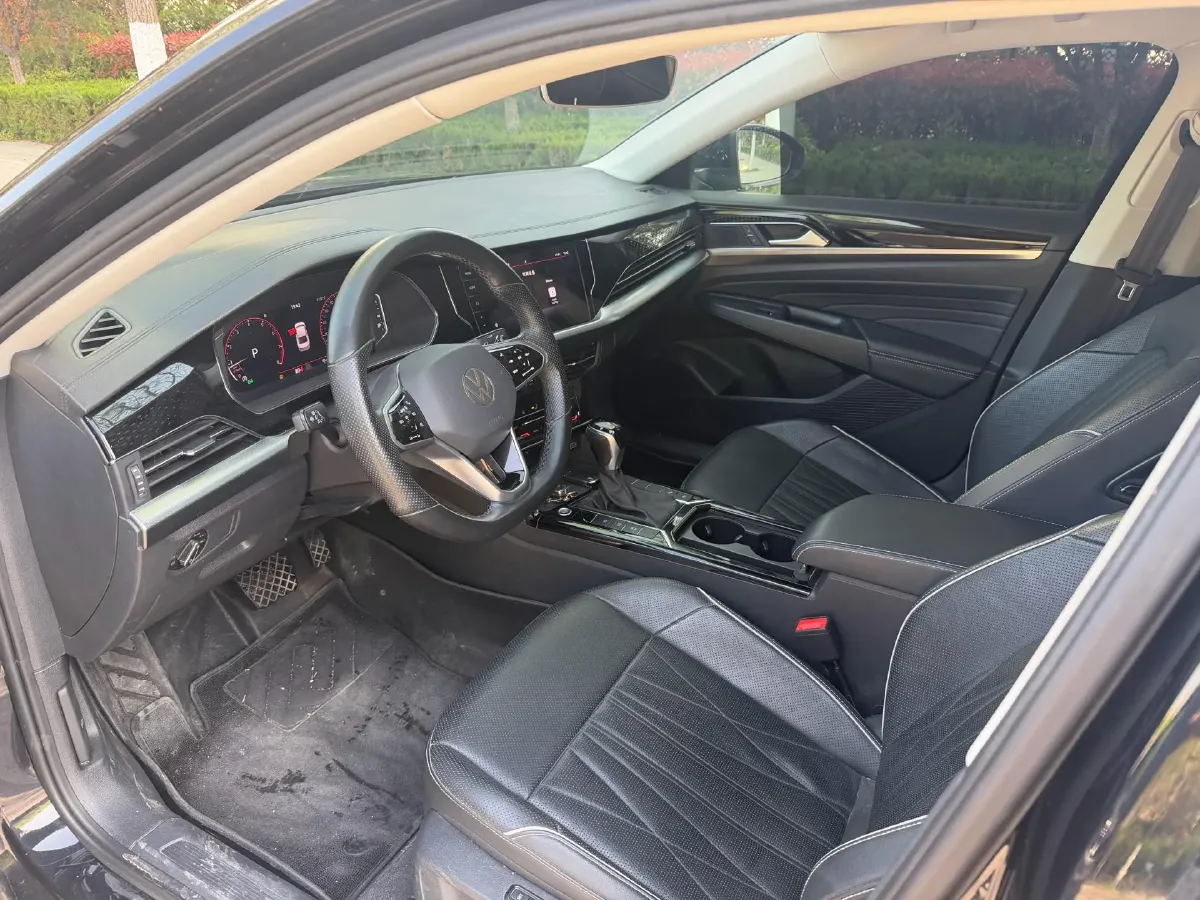 2022 Xpeng P7 BEV 60.2KWH,autocango,china used car exporter,china ev exporter,chinese used car exporter,chinese used ev exporter