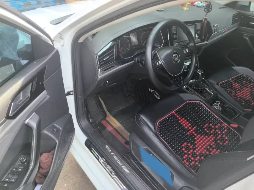 2019 Jeep Renegade 1.3T 173HP L4 7DCT,autocango,china used car exporter,china ev exporter,chinese used car exporter,chinese used ev exporter