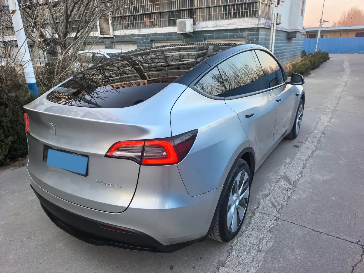 2022 Tesla Model Y BEV 60KWH,autocango,china used car exporter,china ev exporter,chinese used car exporter,chinese used ev exporter