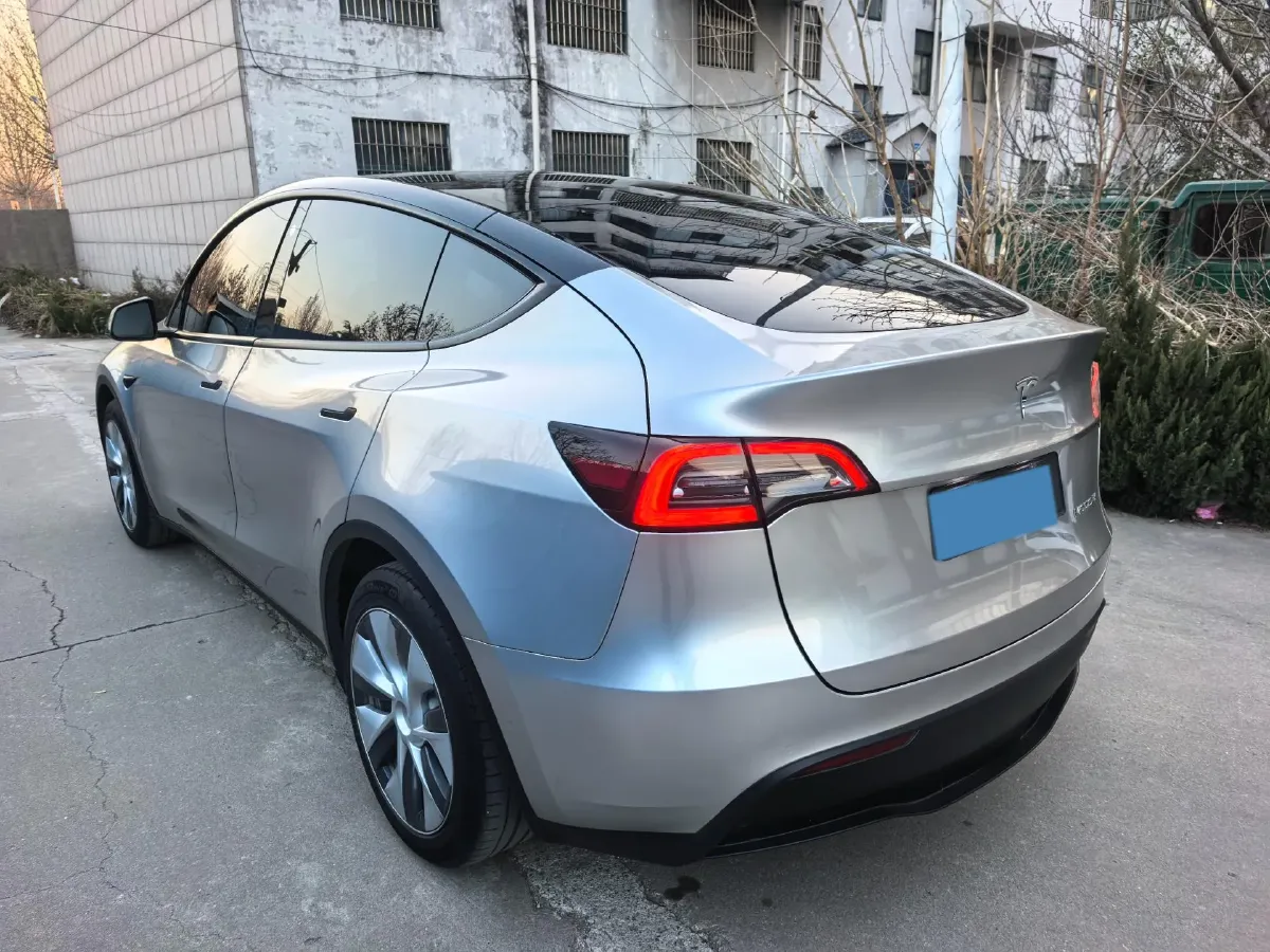 2022 Tesla Model Y BEV 60KWH,autocango,china used car exporter,china ev exporter,chinese used car exporter,chinese used ev exporter