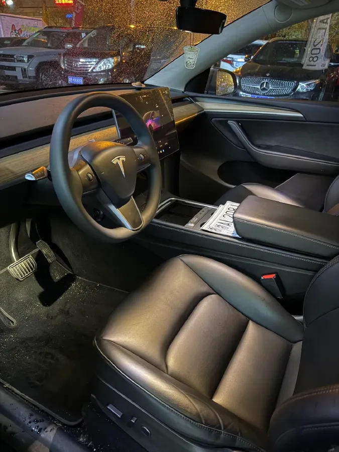 2022 Tesla Model Y BEV 60KWH,autocango,china used car exporter,china ev exporter,chinese used car exporter,chinese used ev exporter