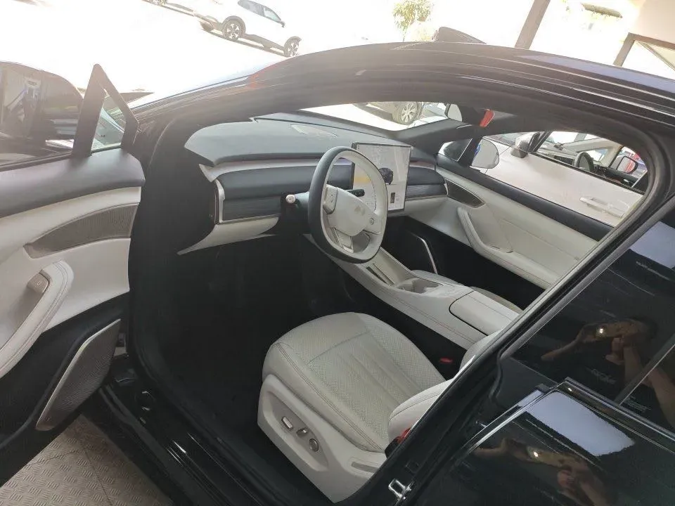 2024 ONVO L60 BEV 60KWH,autocango,china used car exporter,china ev exporter,chinese used car exporter,chinese used ev exporter