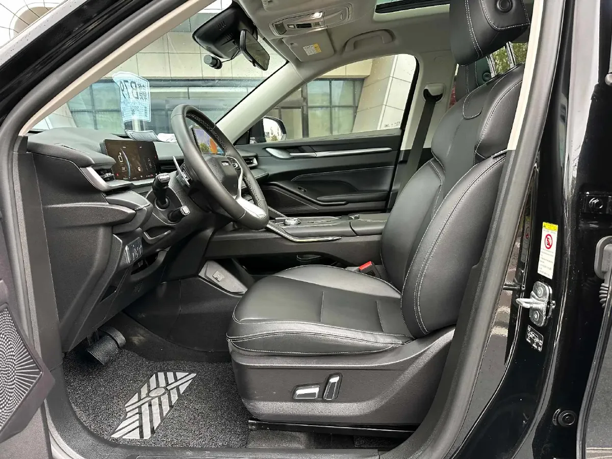 2022 Haval H6 1.5T 184HP L4 7DCT,autocango,china used car exporter,china ev exporter,chinese used car exporter,chinese used ev exporter