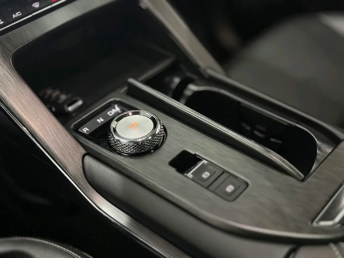 2022 Haval H6 1.5T 184HP L4 7DCT,autocango,china used car exporter,china ev exporter,chinese used car exporter,chinese used ev exporter