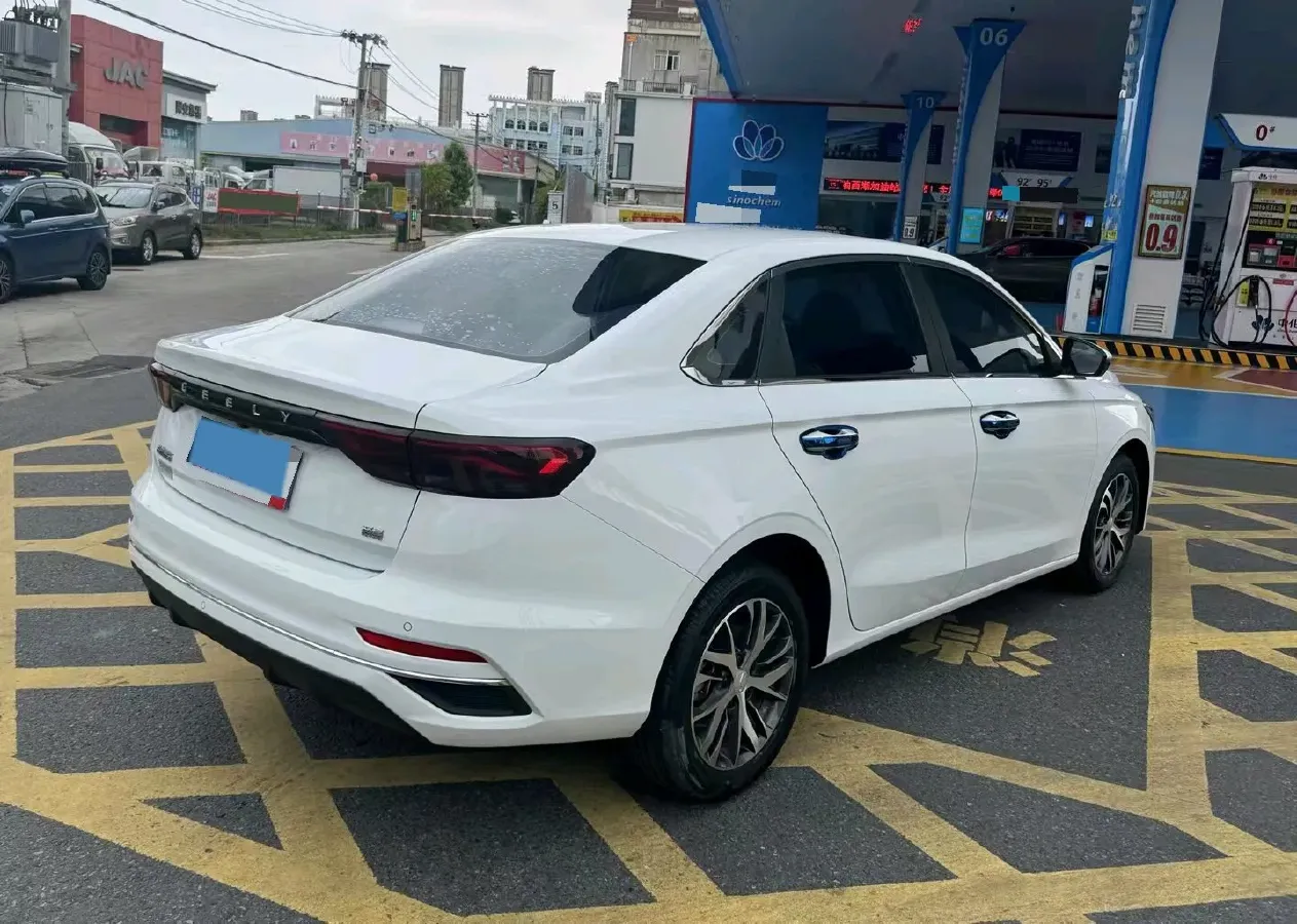 2022 Geely Emgrand 1.5L 114HP L4 CVT,autocango,china used car exporter,china ev exporter,chinese used car exporter,chinese used ev exporter