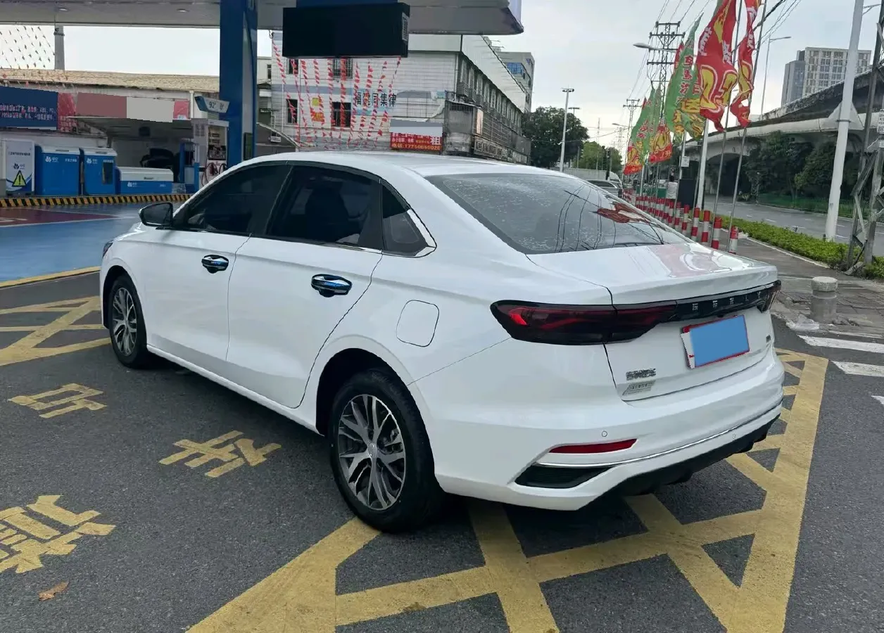 2022 Geely Emgrand 1.5L 114HP L4 CVT,autocango,china used car exporter,china ev exporter,chinese used car exporter,chinese used ev exporter