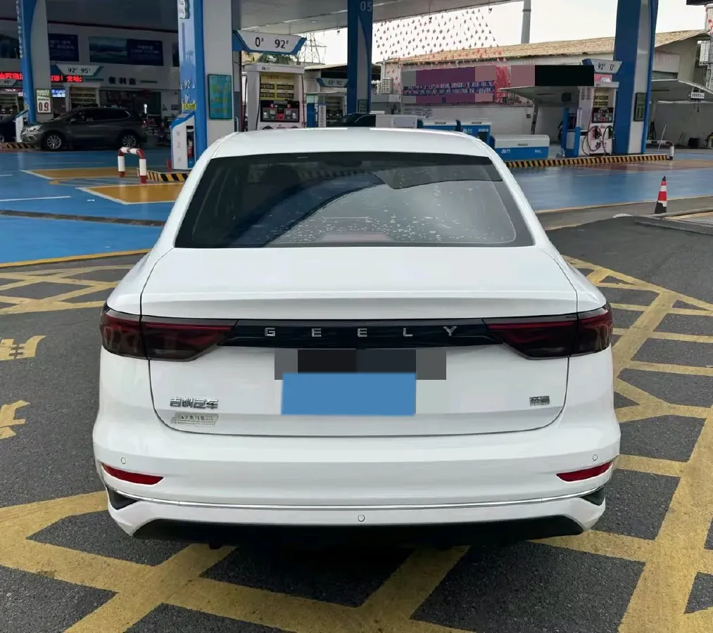 2022 Geely Emgrand 1.5L 114HP L4 CVT,autocango,china used car exporter,china ev exporter,chinese used car exporter,chinese used ev exporter