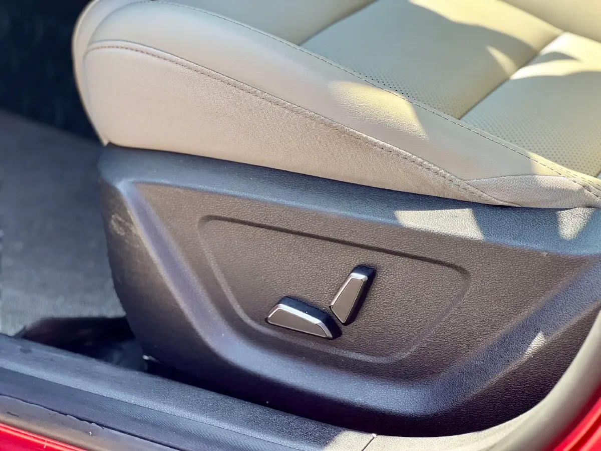 2018 Geely Binray 1.4T 133HP L4 CVT,autocango,china used car exporter,china ev exporter,chinese used car exporter,chinese used ev exporter