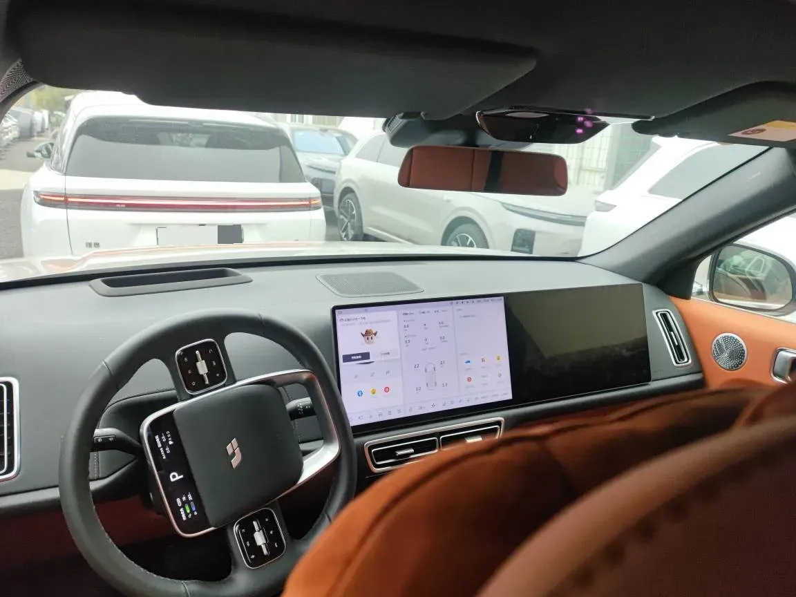 2025 Li L6 Range Extended 154HP L4 REEV,autocango,china used car exporter,china ev exporter,chinese used car exporter,chinese used ev exporter
