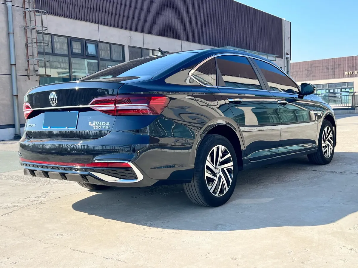 2023 Volkswagen Lavida 1.4T 150HP L4 7DCT,autocango,china used car exporter,china ev exporter,chinese used car exporter,chinese used ev exporter