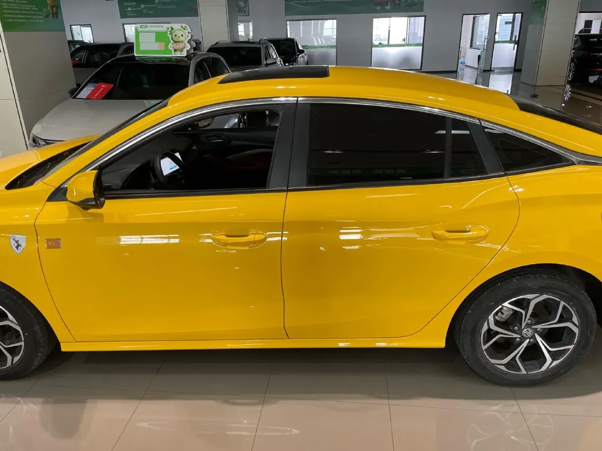 2022 MG 5 1.5L 120HP L4 CVT,autocango,china used car exporter,china ev exporter,chinese used car exporter,chinese used ev exporter