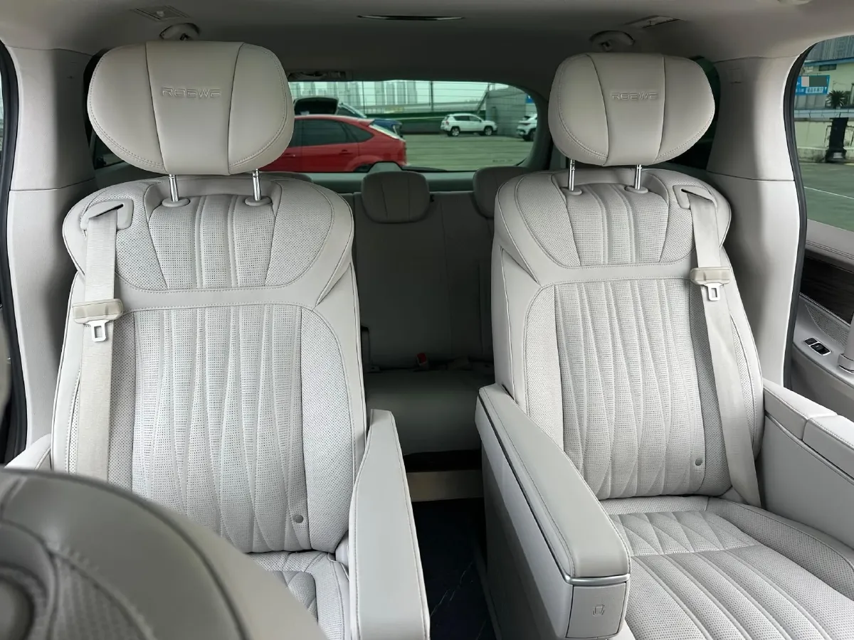 2023 Roewe iMAX8 2.0T 234HP L4 8AT,autocango,china used car exporter,china ev exporter,chinese used car exporter,chinese used ev exporter