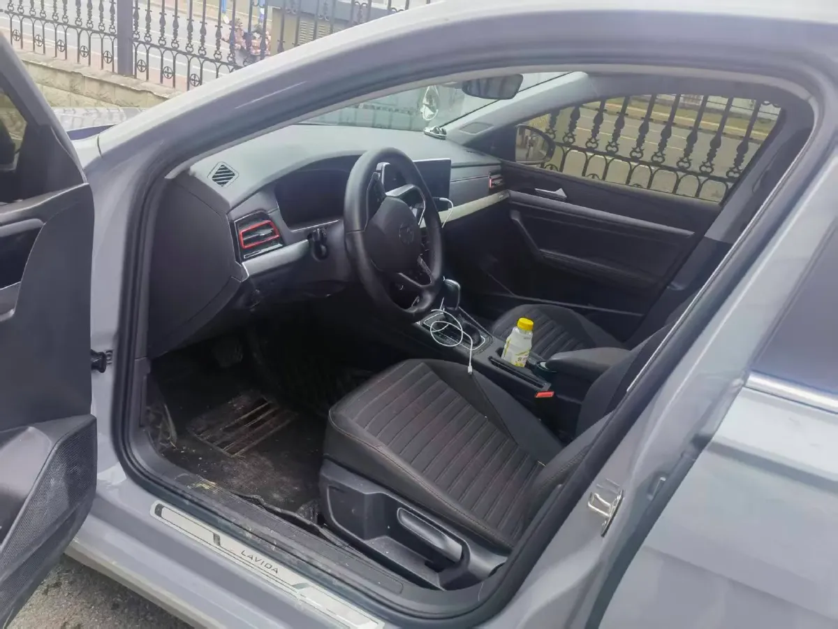 2023 Volkswagen Lavida 1.5T 160HP L4 7DCT,autocango,china used car exporter,china ev exporter,chinese used car exporter,chinese used ev exporter