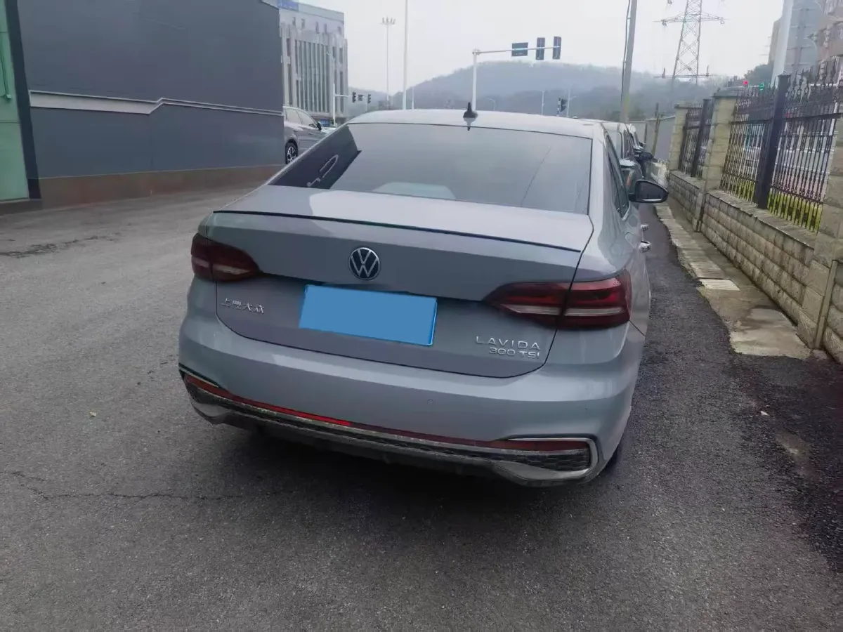 2023 Volkswagen Lavida 1.5T 160HP L4 7DCT,autocango,china used car exporter,china ev exporter,chinese used car exporter,chinese used ev exporter