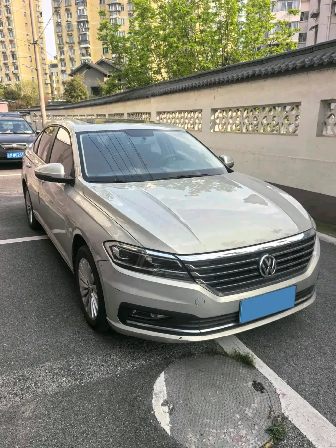 2018 Skoda Karoq 1.4T 150HP L4 7DCT,autocango,china used car exporter,china ev exporter,chinese used car exporter,chinese used ev exporter