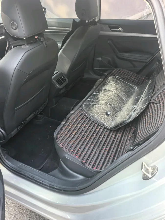 2018 Skoda Karoq 1.4T 150HP L4 7DCT,autocango,china used car exporter,china ev exporter,chinese used car exporter,chinese used ev exporter