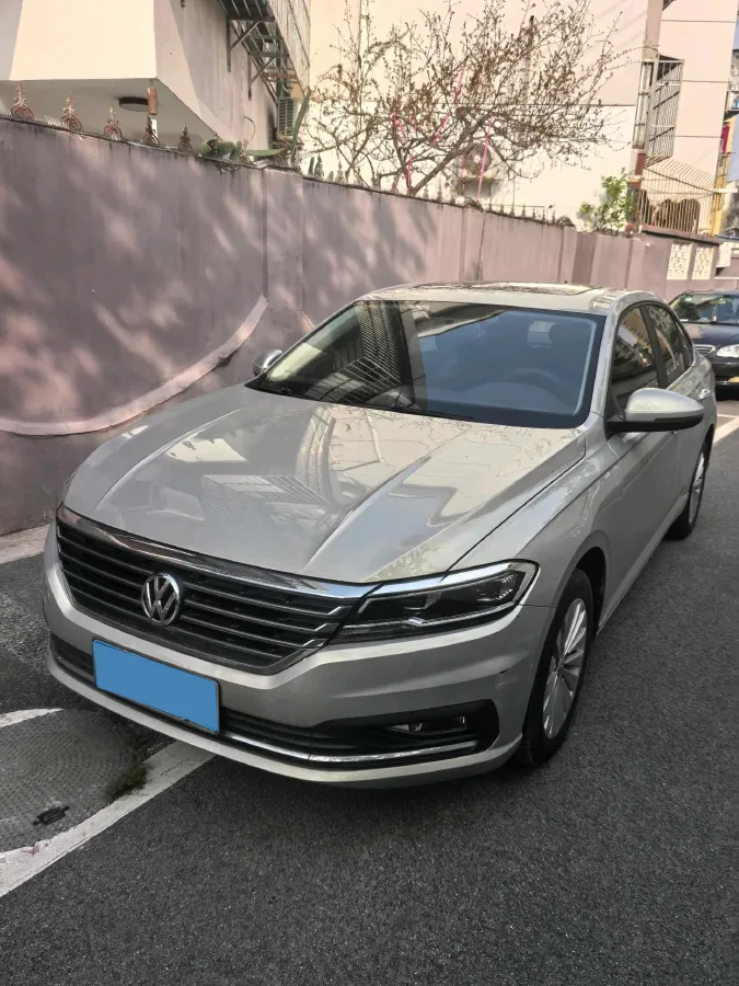2018 Skoda Karoq 1.4T 150HP L4 7DCT,autocango,china used car exporter,china ev exporter,chinese used car exporter,chinese used ev exporter
