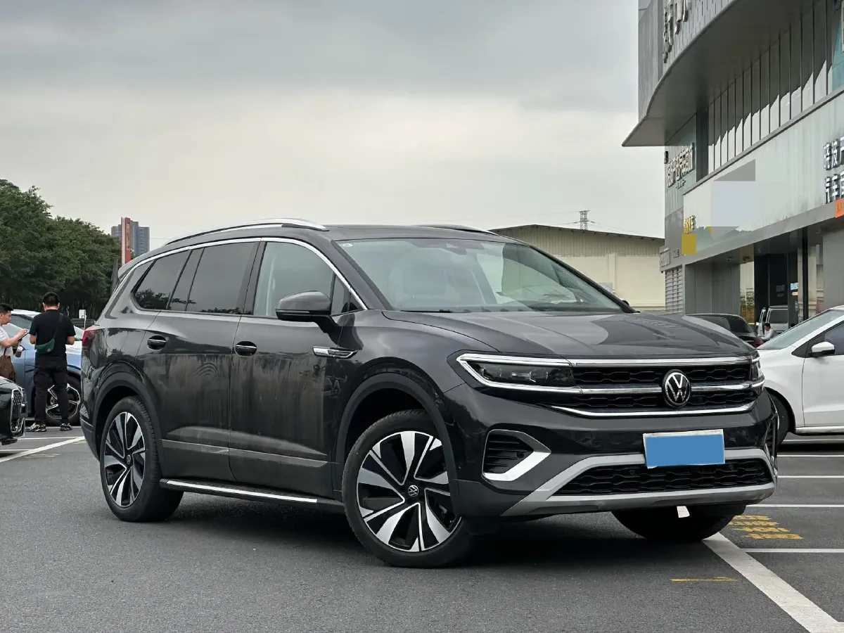 2022 Volkswagen Talagon 2.0T 220HP L4 7DCT,autocango,china used car exporter,china ev exporter,chinese used car exporter,chinese used ev exporter