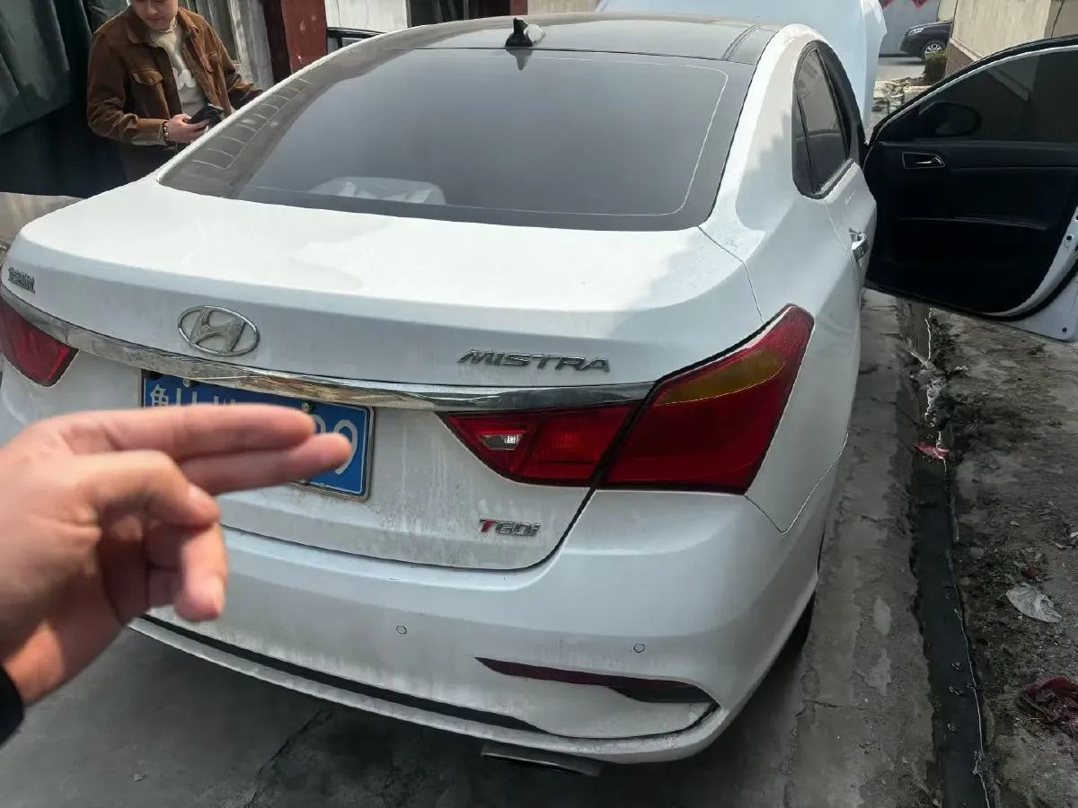 2017 Hyundai Mistra 1.6T 175HP L4 7DCT,autocango,china used car exporter,china ev exporter,chinese used car exporter,chinese used ev exporter