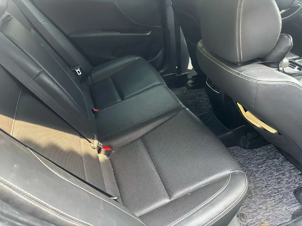 2017 Hyundai Mistra 1.6T 175HP L4 7DCT,autocango,china used car exporter,china ev exporter,chinese used car exporter,chinese used ev exporter