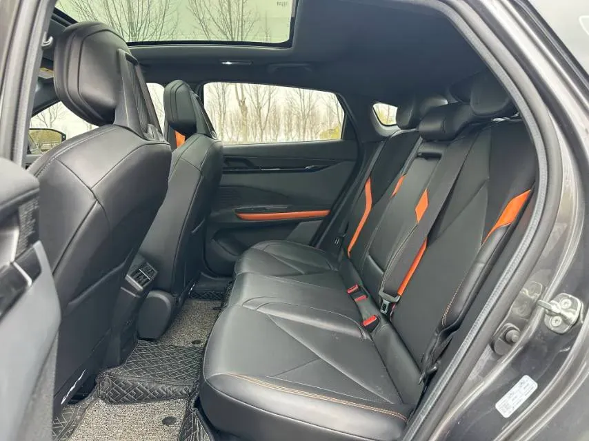 2022 ChangAn UNI-V 1.5T 188HP L4 7DCT,autocango,china used car exporter,china ev exporter,chinese used car exporter,chinese used ev exporter