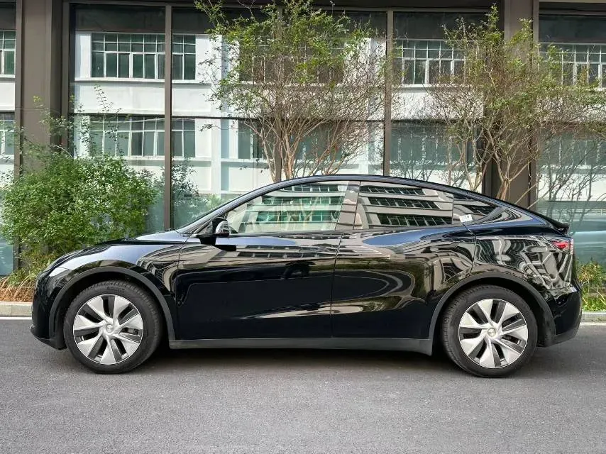 2022 Tesla Model Y BEV 60KWH,autocango,china used car exporter,china ev exporter,chinese used car exporter,chinese used ev exporter