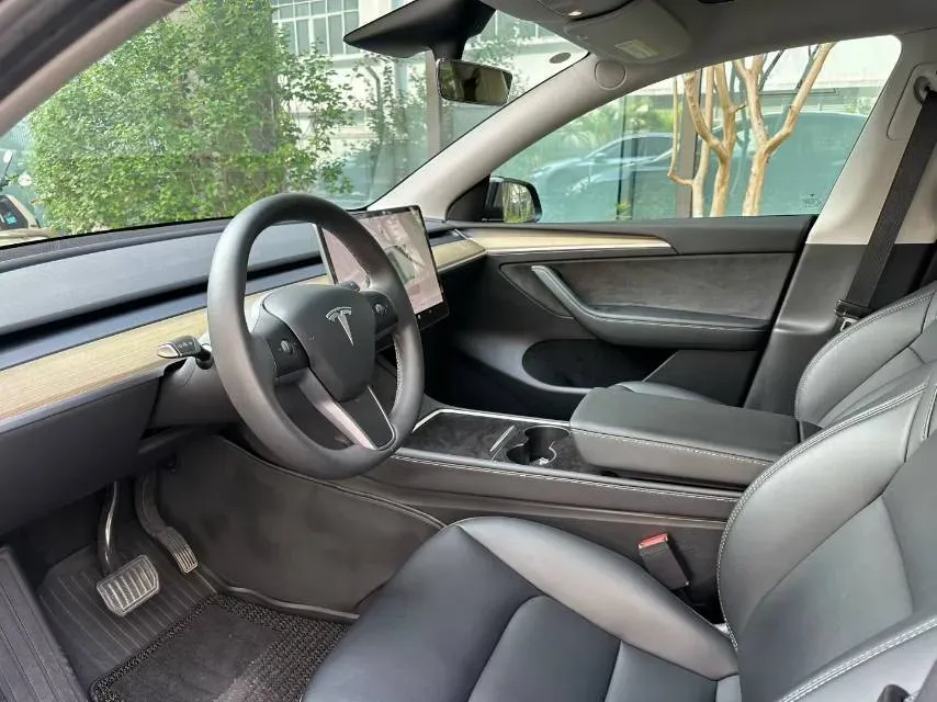 2022 Tesla Model Y BEV 60KWH,autocango,china used car exporter,china ev exporter,chinese used car exporter,chinese used ev exporter