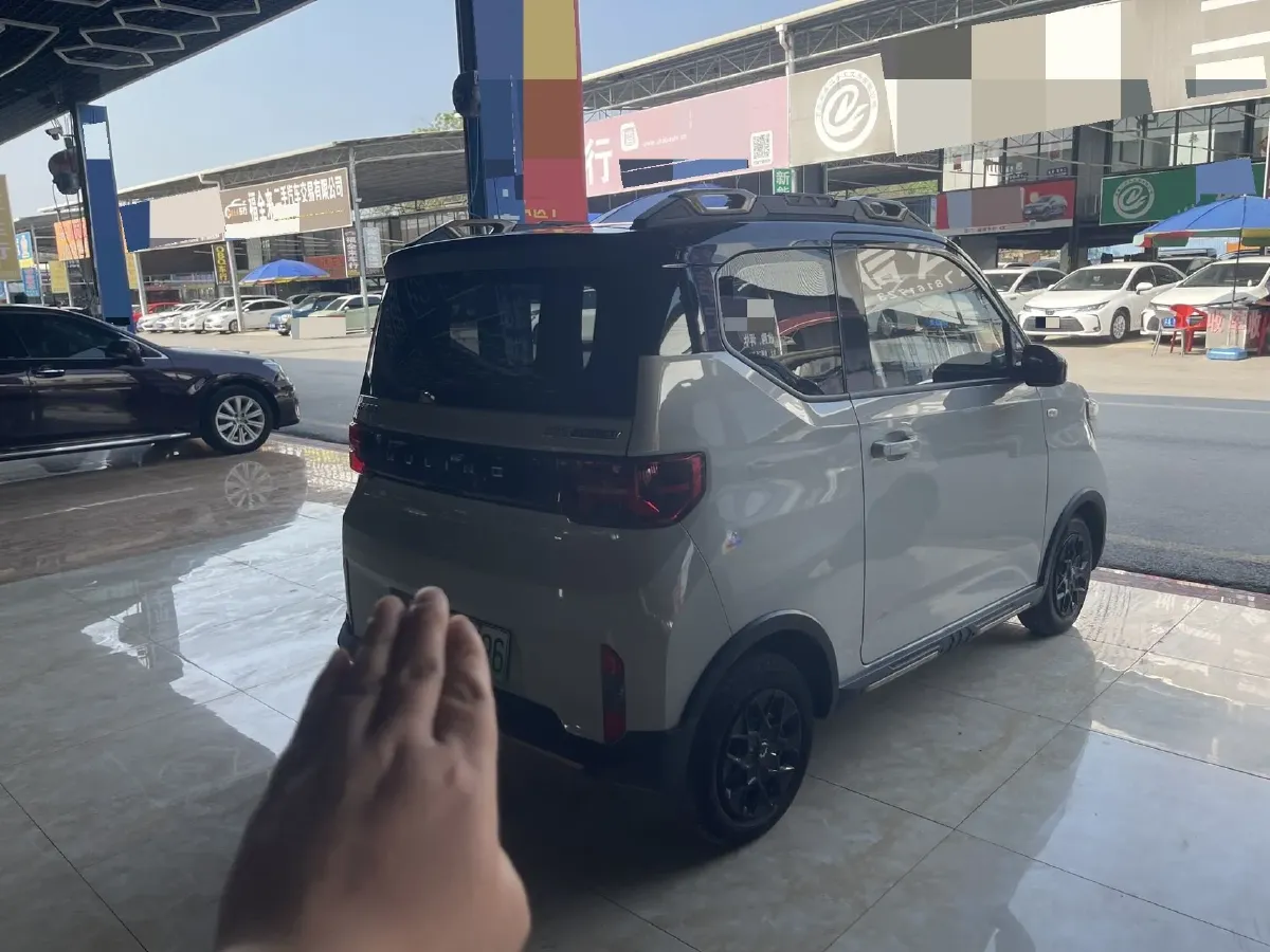 2022 WuLing HongGuang MINI EV BEV 17.3KWH,autocango,china used car exporter,china ev exporter,chinese used car exporter,chinese used ev exporter