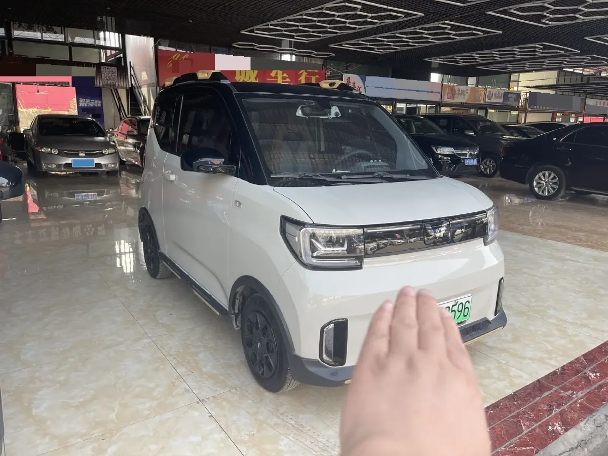 2022 WuLing HongGuang MINI EV BEV 17.3KWH,autocango,china used car exporter,china ev exporter,chinese used car exporter,chinese used ev exporter