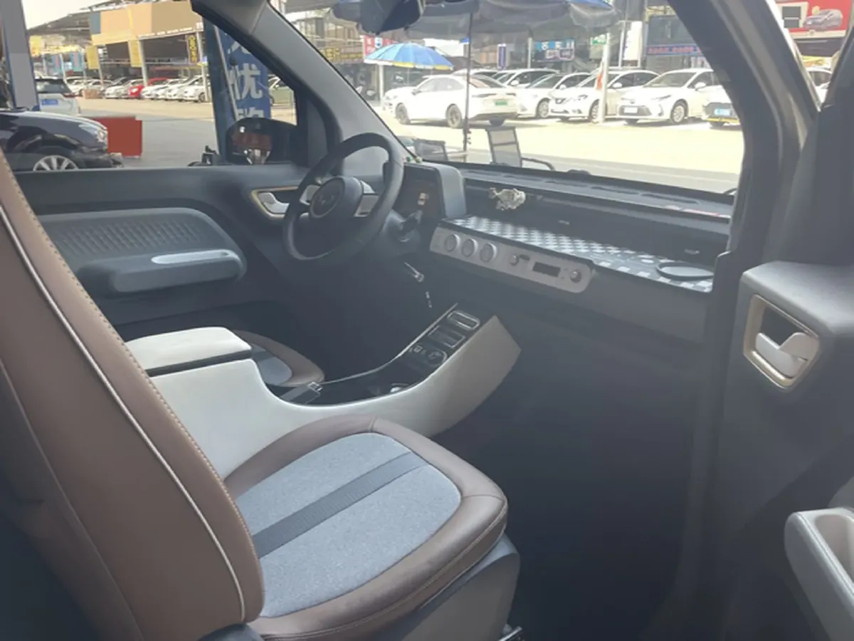 2022 WuLing HongGuang MINI EV BEV 17.3KWH,autocango,china used car exporter,china ev exporter,chinese used car exporter,chinese used ev exporter