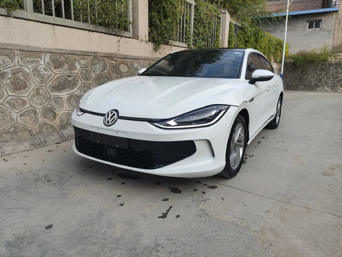 2023 Volkswagen Lamando 1.4T 150HP L4 7DCT,autocango,china used car exporter,china ev exporter,chinese used car exporter,chinese used ev exporter