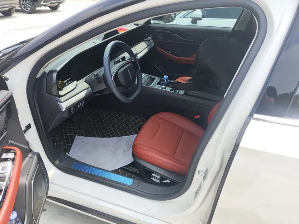 2025 Lincoln Z 2.0T 261HP L4 8AT,autocango,china used car exporter,china ev exporter,chinese used car exporter,chinese used ev exporter