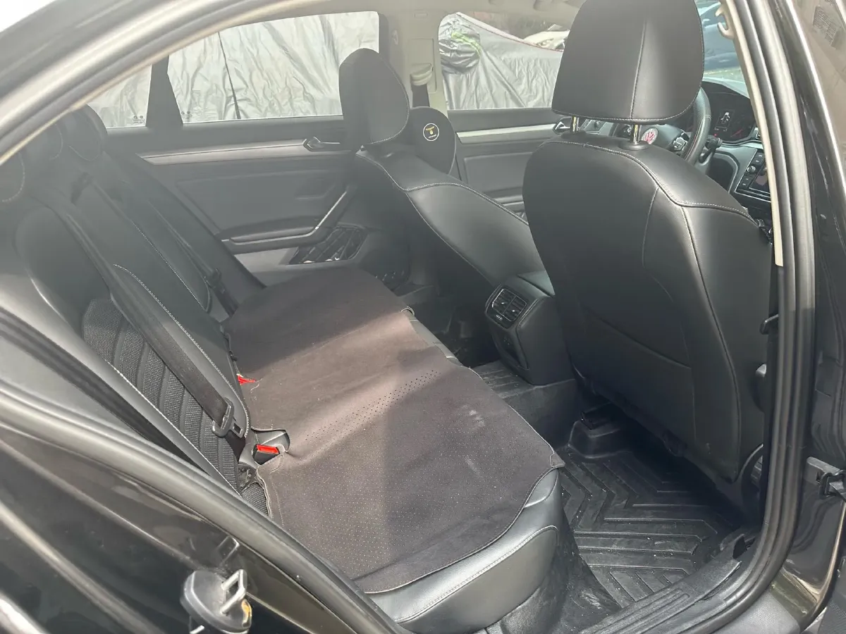 2019 Volkswagen Passat 1.4T 150HP L4 7DCT,autocango,china used car exporter,china ev exporter,chinese used car exporter,chinese used ev exporter