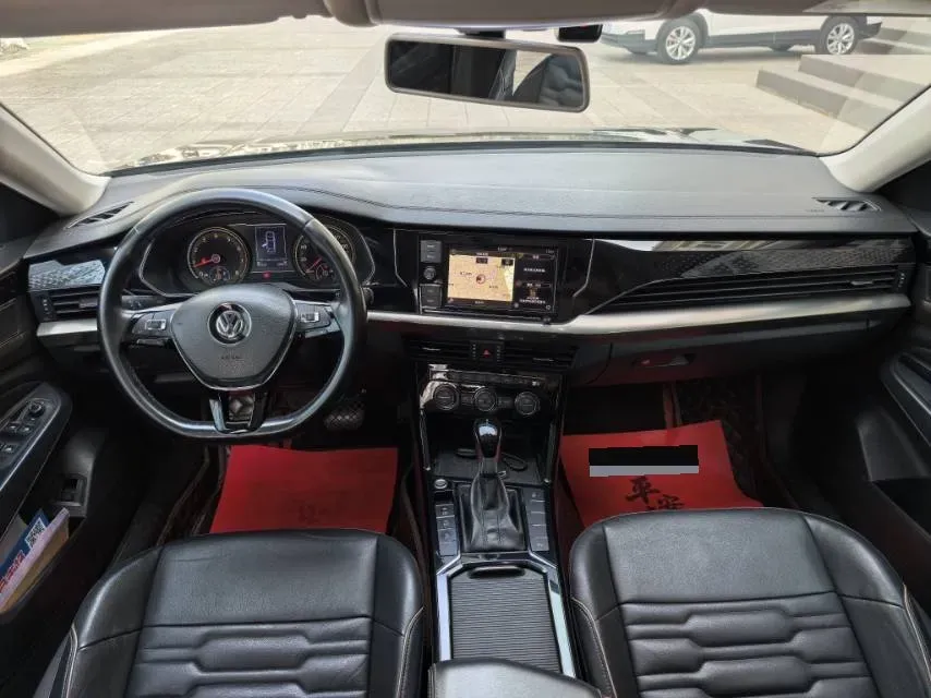 2019 Volvo V40 1.5T 152HP L4 6AT,autocango,china used car exporter,china ev exporter,chinese used car exporter,chinese used ev exporter